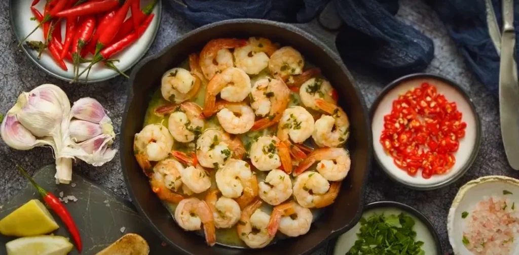 A plate of plain-cooked prawns, a good option for dogs.